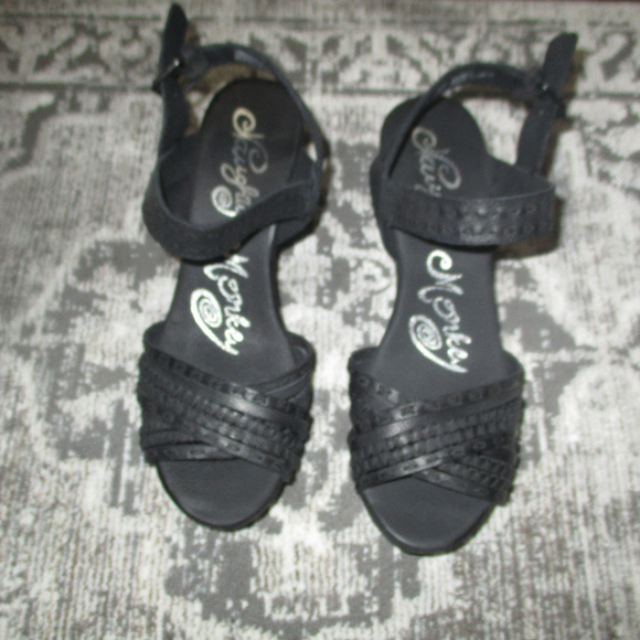 Naughty Monkey Black Sandals - Picture 1 of 5
